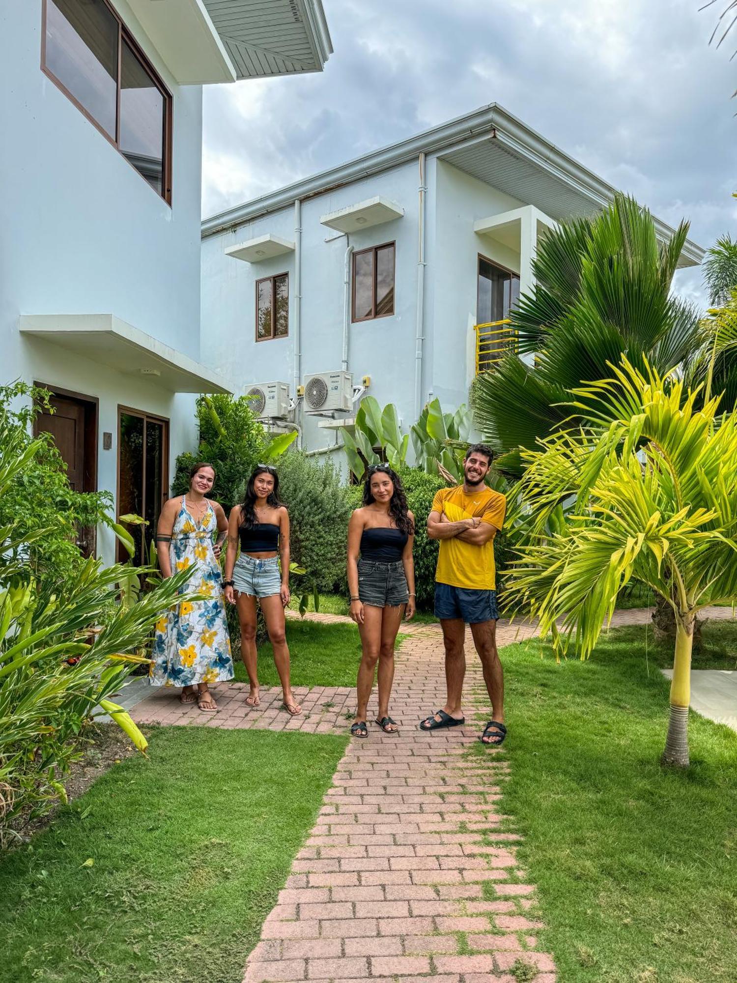 Red Picnic Hostel Panglao Exterior foto